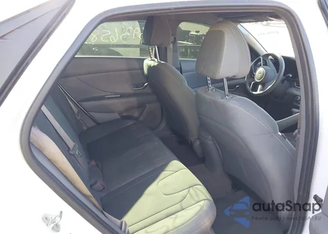 2023 Hyundai Elantra Sel z USA, uszkodzony, nr VIN 5NPLM4AG9PH090685